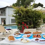 Villa Nautica Villa *