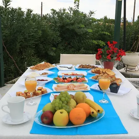 Nautica Villa
