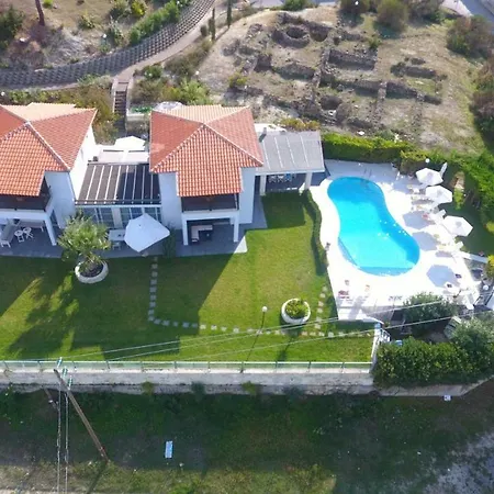 Nautica Villa Willa Hanioti