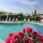 Nautica Villa Βίλα